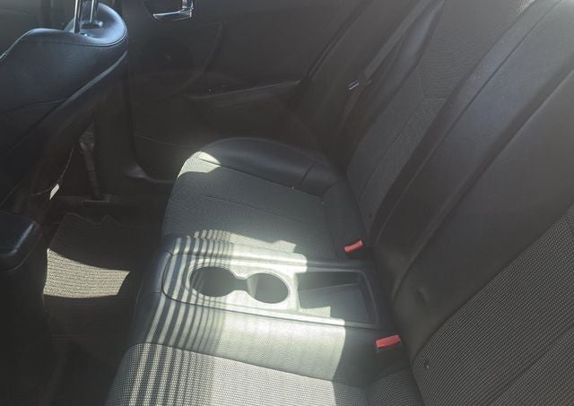 2016 Hyundai Veloster Base