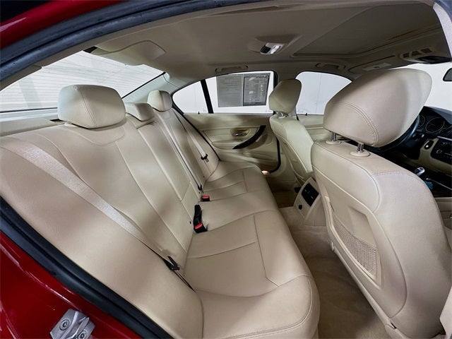 2015 BMW 3 Series 320i