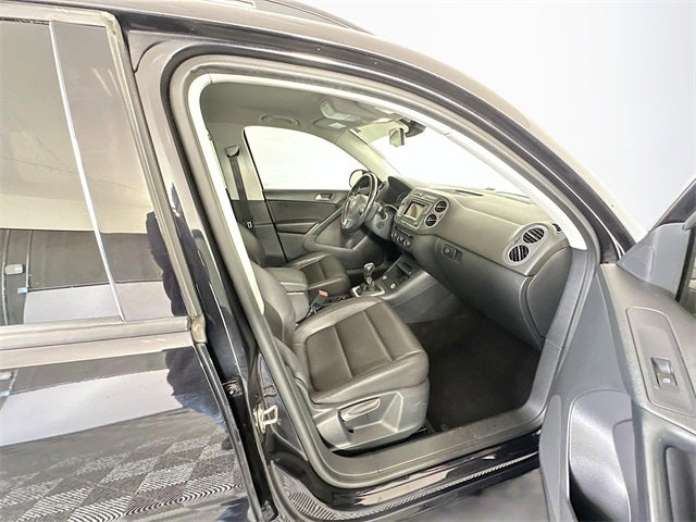 2016 Volkswagen Tiguan S