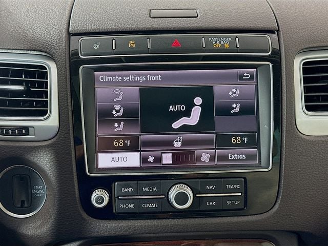 2016 Volkswagen Touareg VR6 FSI Lux