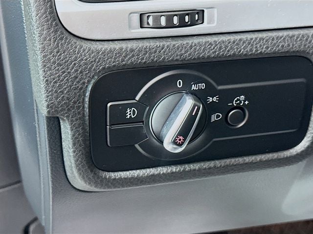 2013 Volkswagen Touareg VR6 FSI Sport