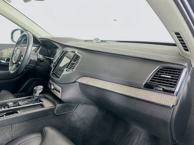 2021 Volvo XC90 T6 Inscription