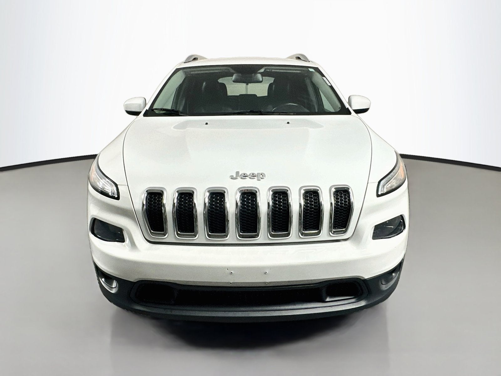 Used 2018 Jeep Cherokee Latitude Plus with VIN 1C4PJMLBXJD546427 for sale in O'fallon, IL