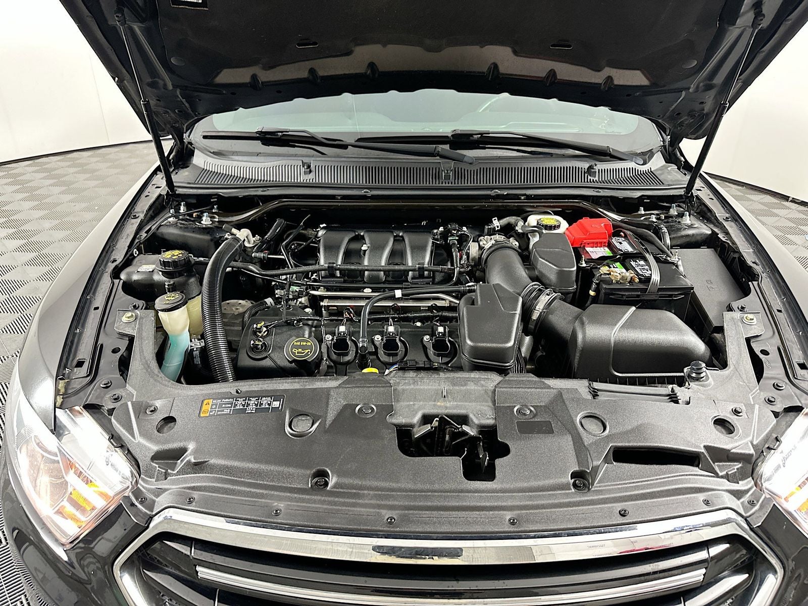 2018 Ford Taurus Limited