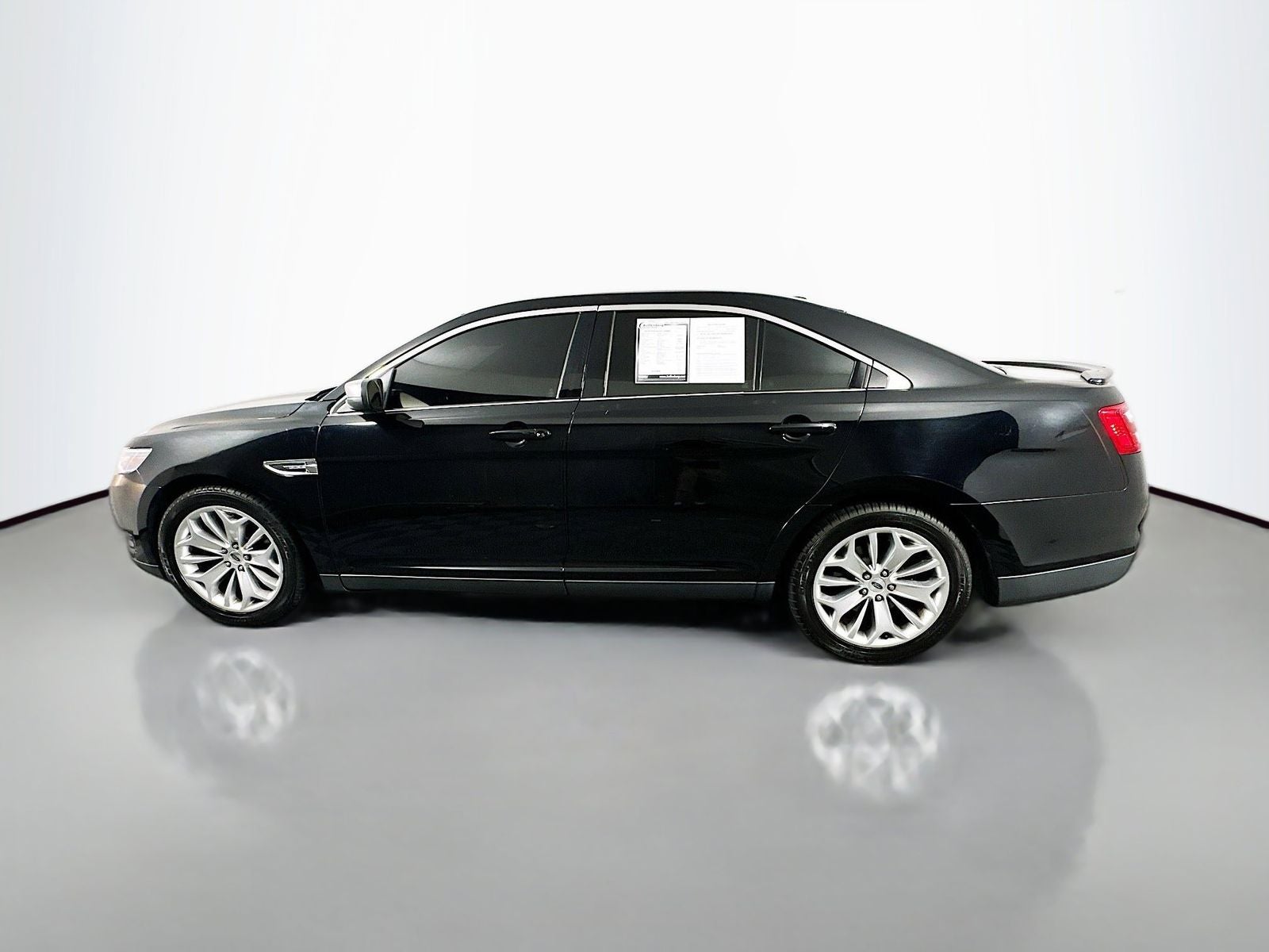 2018 Ford Taurus Limited
