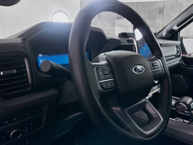 2023 Ford F-150 Lightning Lariat