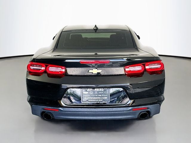 2019 Chevrolet Camaro 1LS