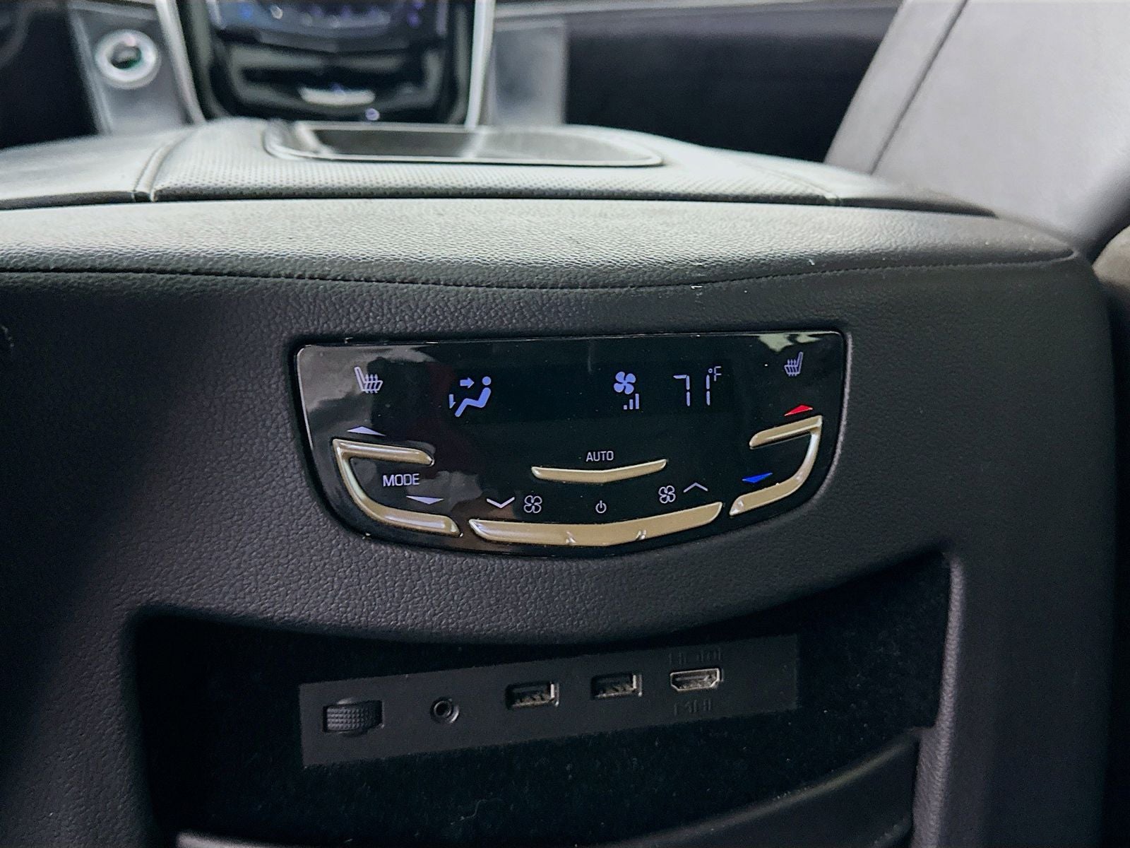 2019 Cadillac Escalade ESV Platinum Edition