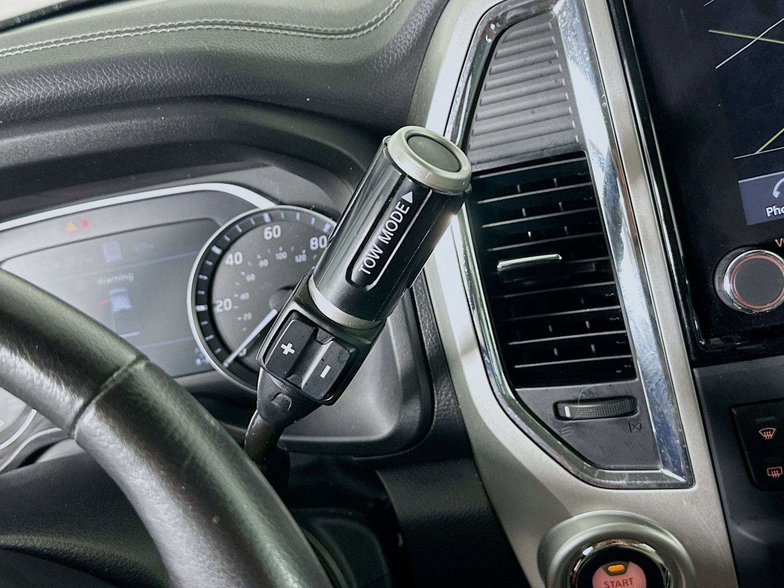 2021 Nissan Titan SL