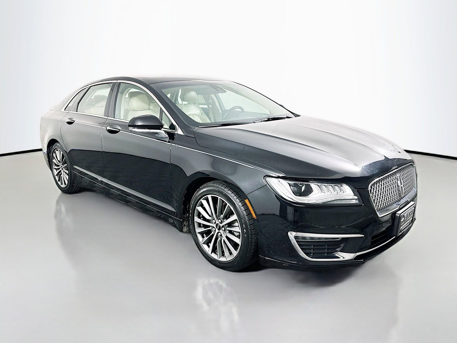 2017 Lincoln MKZ Select FWD's photo