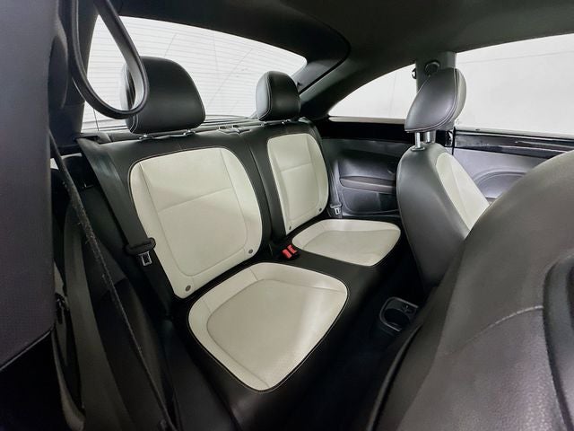 2018 Volkswagen Beetle 2.0T SE