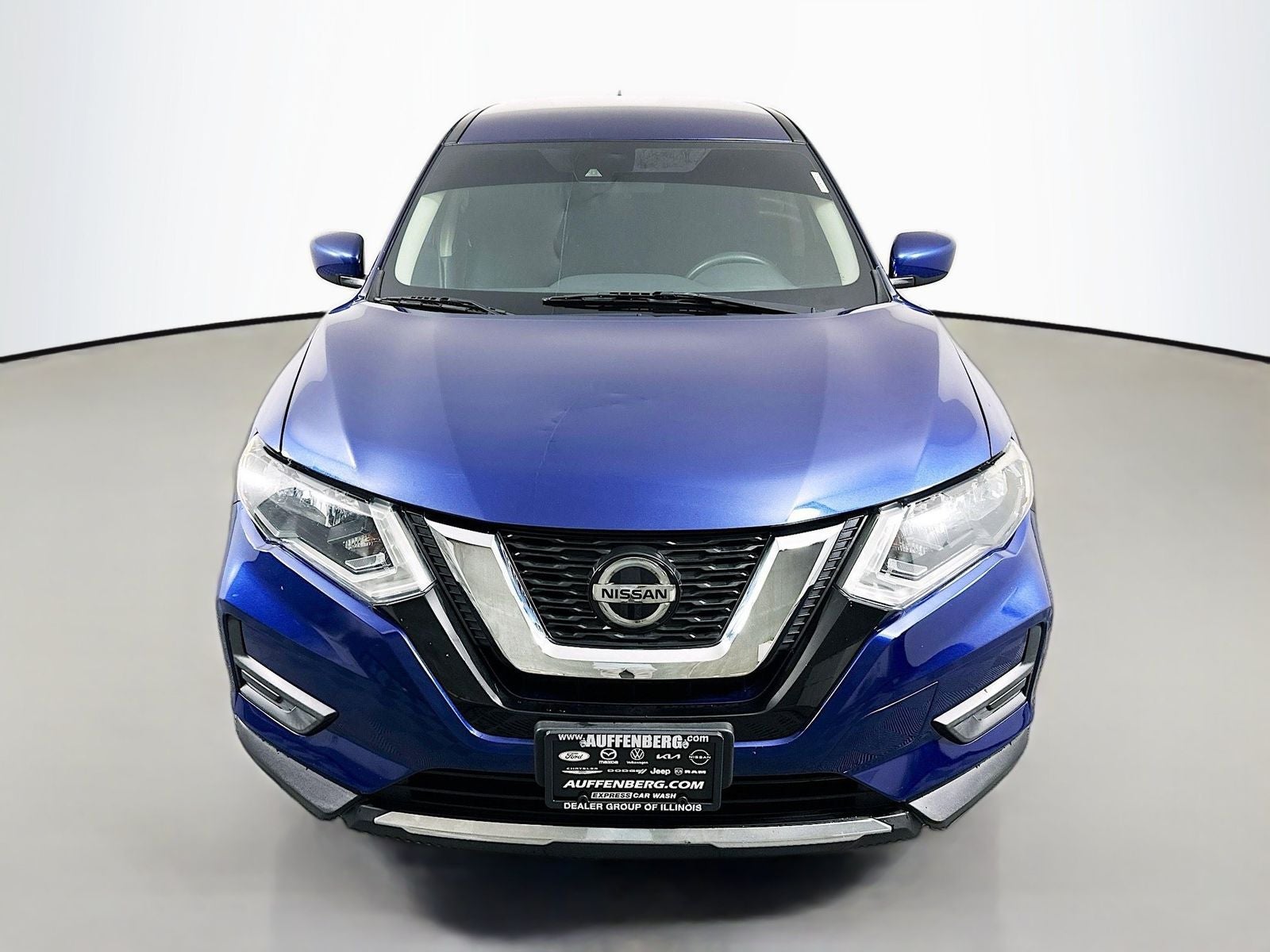 Used 2019 Nissan Rogue S with VIN 5N1AT2MT5KC816551 for sale in O'fallon, IL
