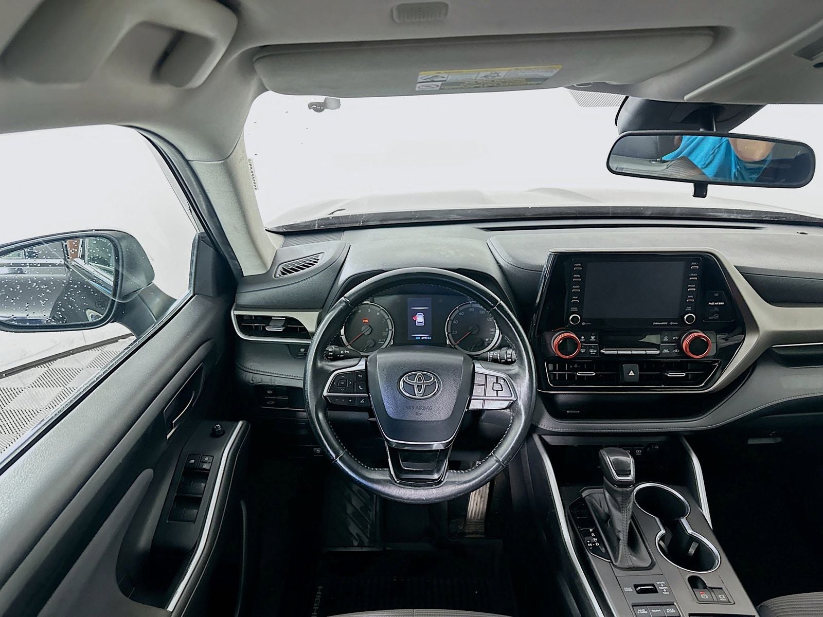 2020 Toyota Highlander LE