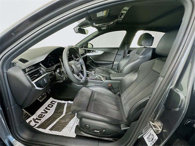 2023 Audi A4 45 S line Premium Plus quattro