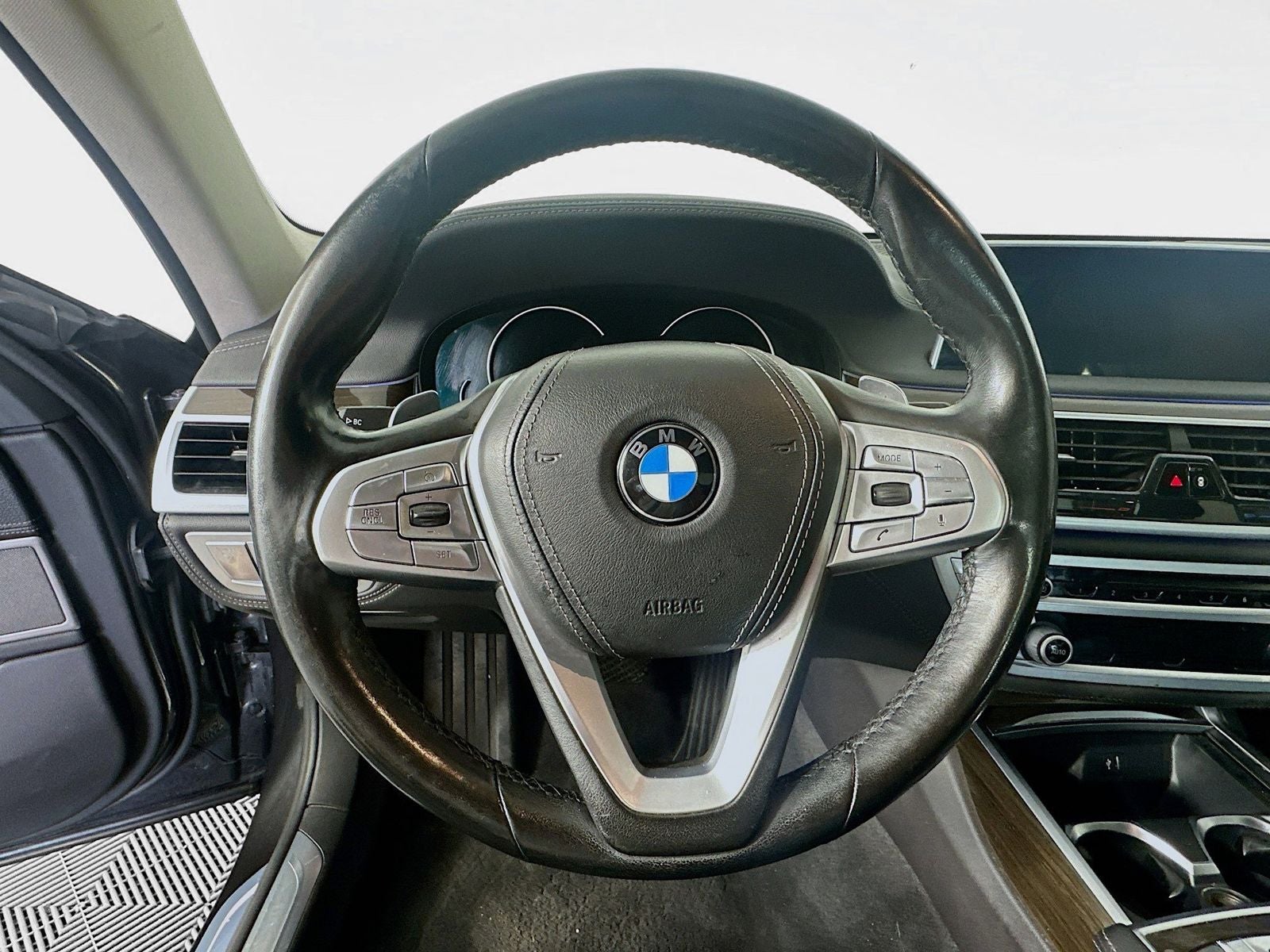 2019 BMW 7 Series 740i xDrive