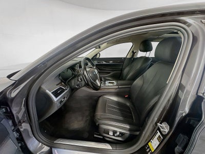 2019 BMW 7 Series 740i xDrive