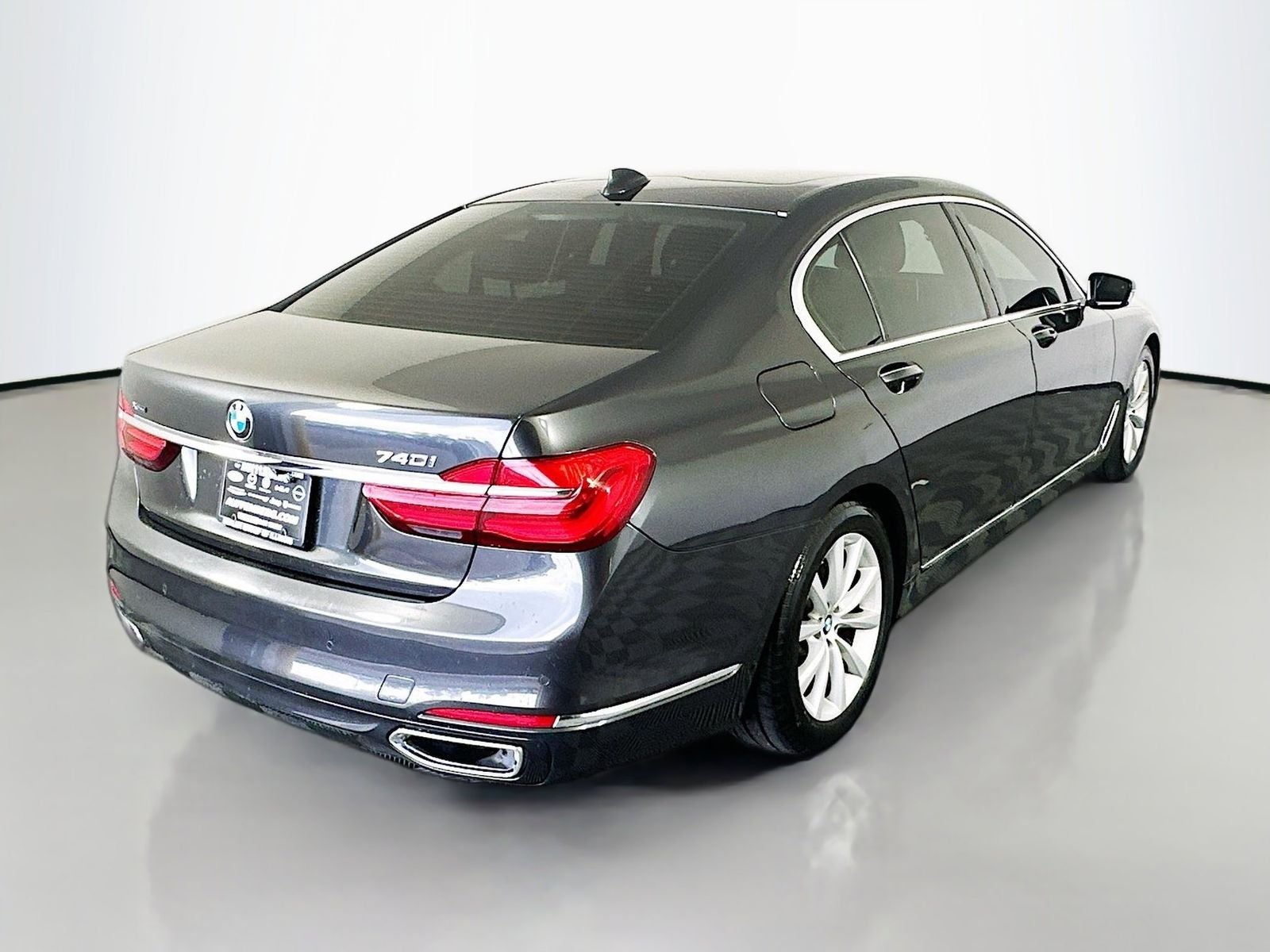 2019 BMW 7 Series 740i xDrive