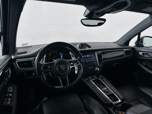 2018 Porsche Macan Base