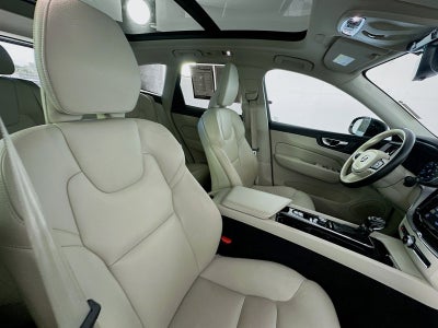 2020 Volvo XC60 T5 Momentum
