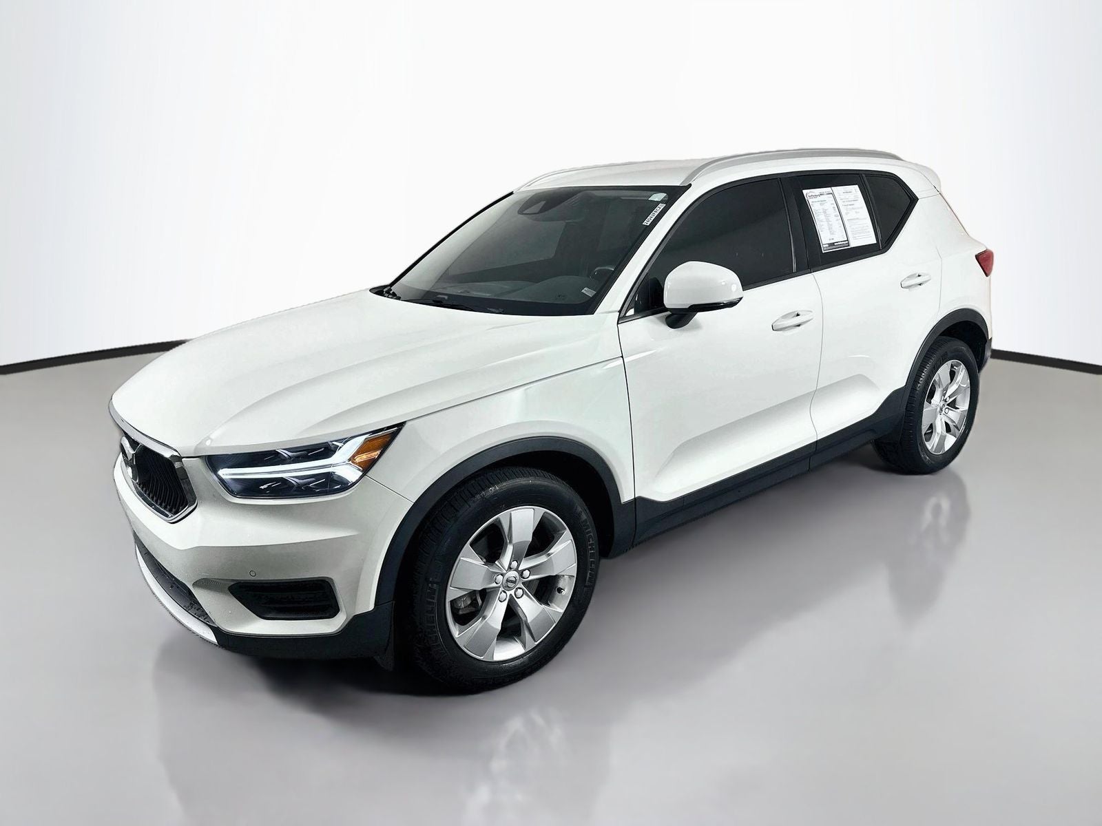 2020 Volvo XC40 Momentum