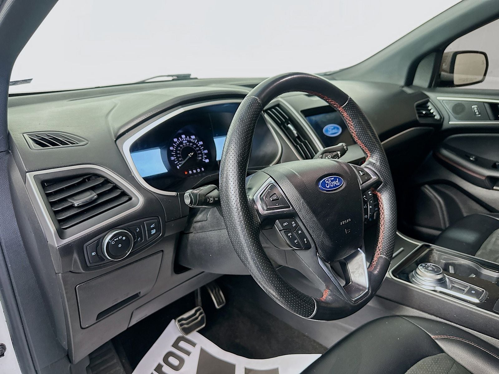2020 Ford Edge ST Line