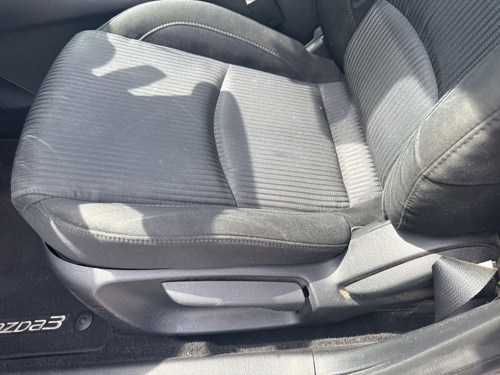 2016 Mazda Mazda3 i Touring