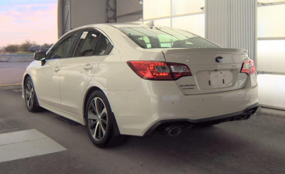 2018 Subaru Legacy 3.6R Limited