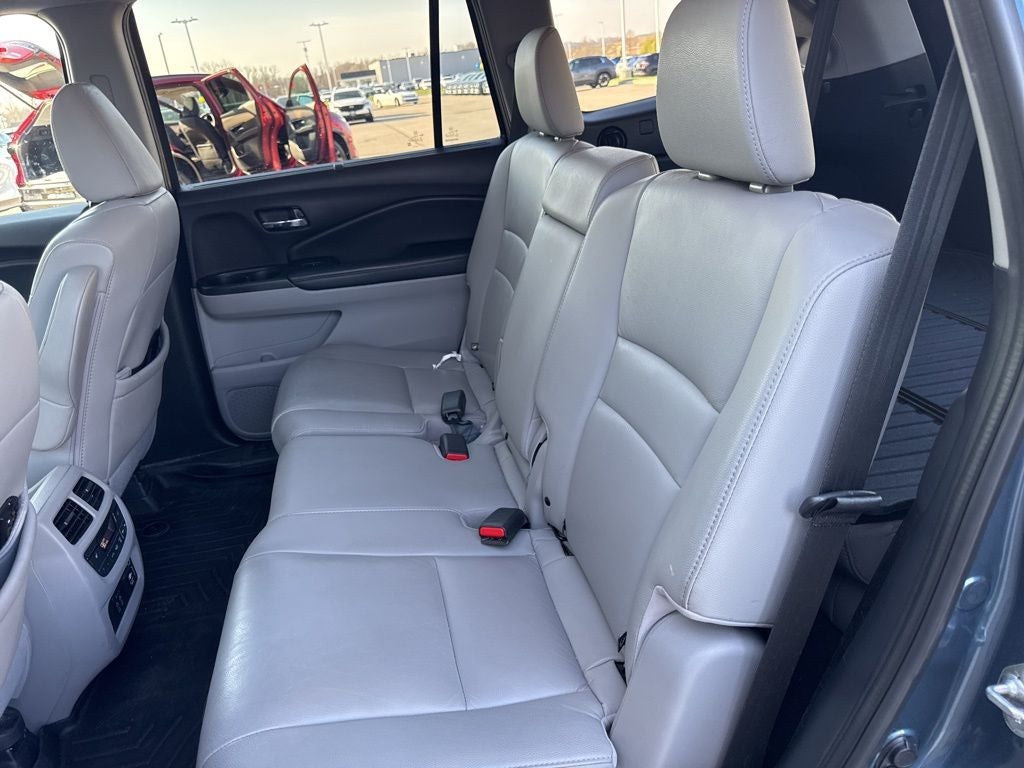 2019 Honda Pilot Touring 8 Passenger
