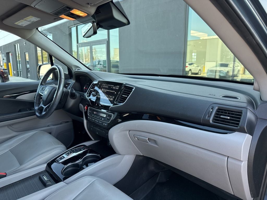 2019 Honda Pilot Touring 8 Passenger