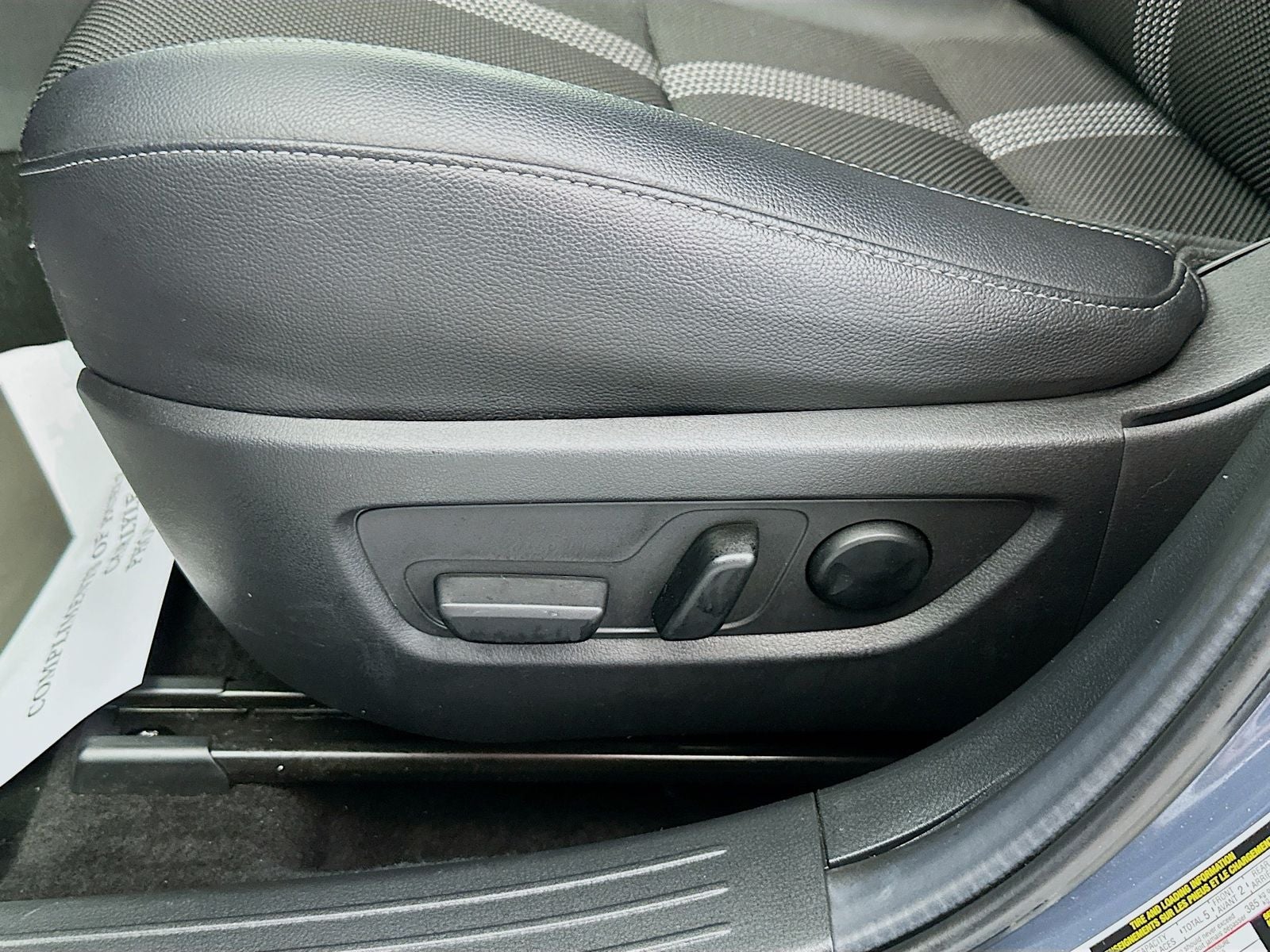 2024 Mazda Mazda CX-50 2.5 S Preferred Package