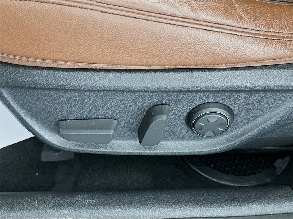 2020 Genesis G70 2.0T