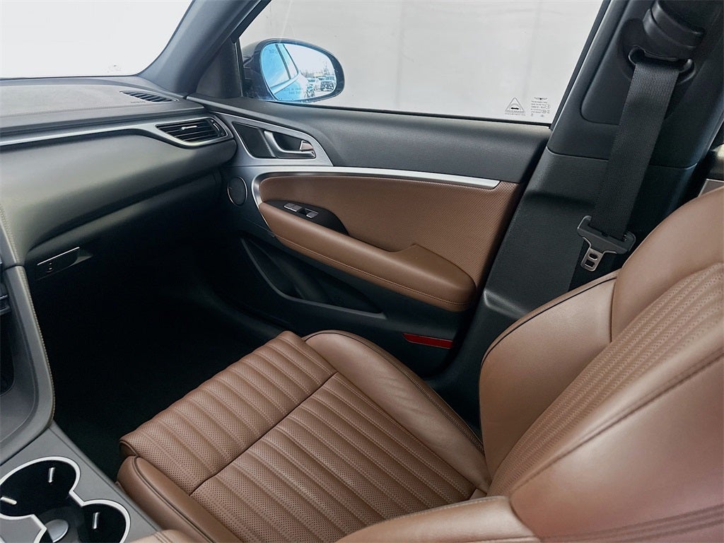 2020 Genesis G70 2.0T