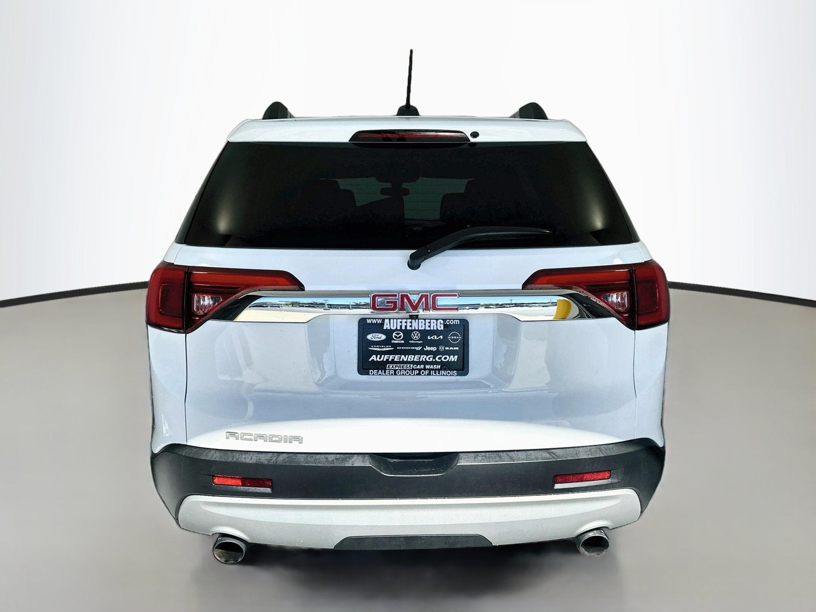 2019 GMC Acadia SLE-2
