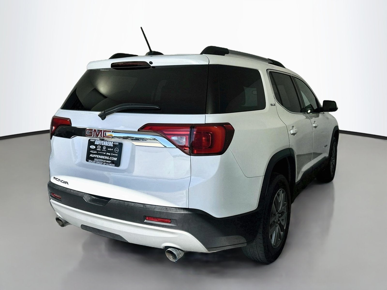 2019 GMC Acadia SLE-2