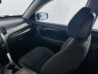 2011 Kia Sorento LX