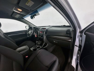 2011 Kia Sorento LX