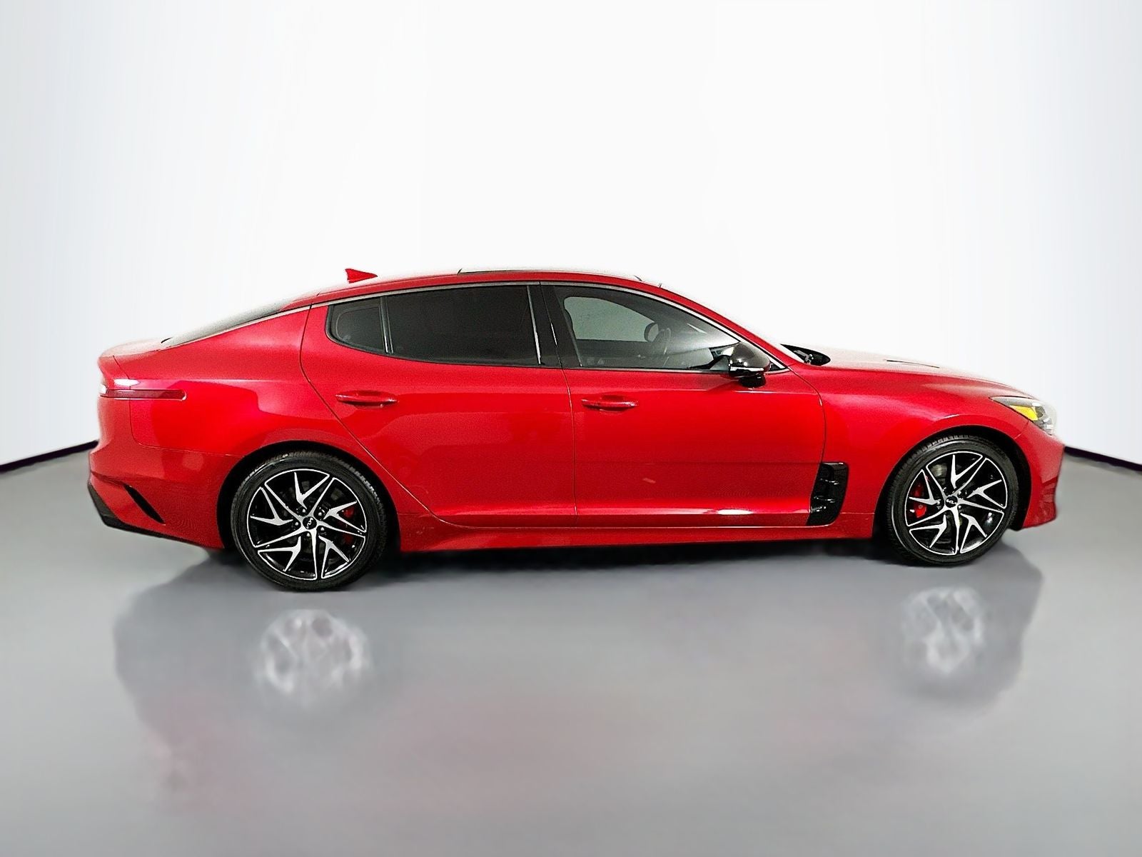 2023 Kia Stinger GT-Line