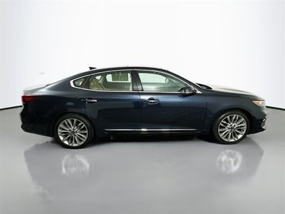 2020 Kia Cadenza Limited