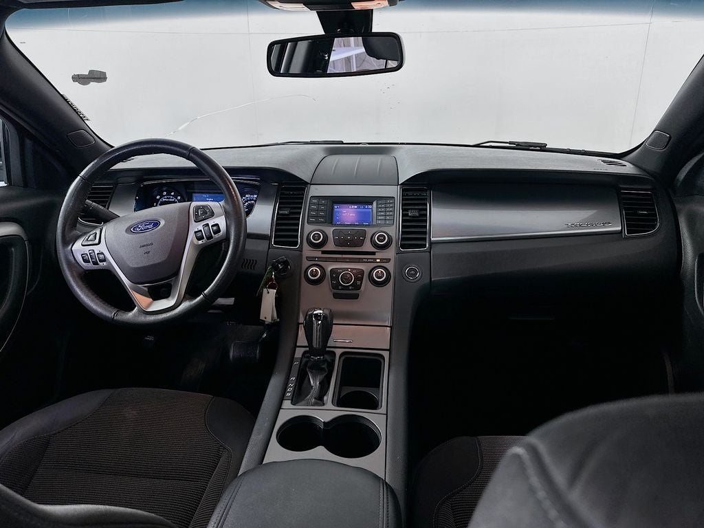 2018 Ford Taurus SEL