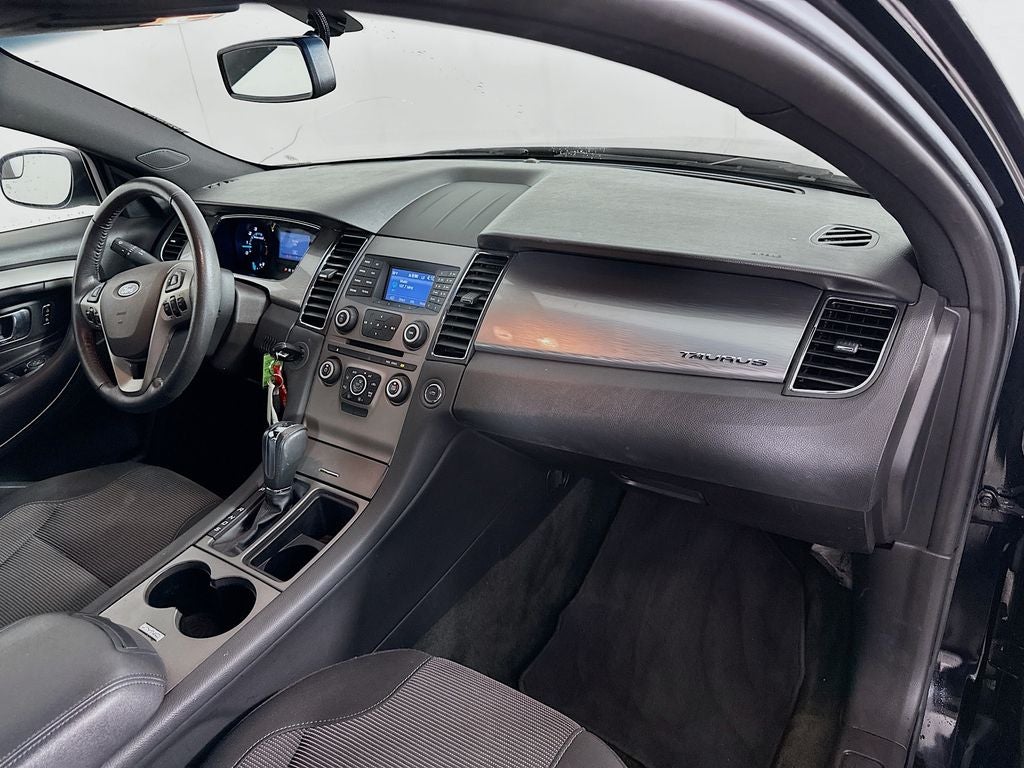 2018 Ford Taurus SEL