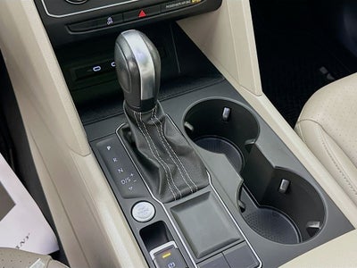 2021 Volkswagen Atlas 3.6L V6 SE w/Technology R-Line