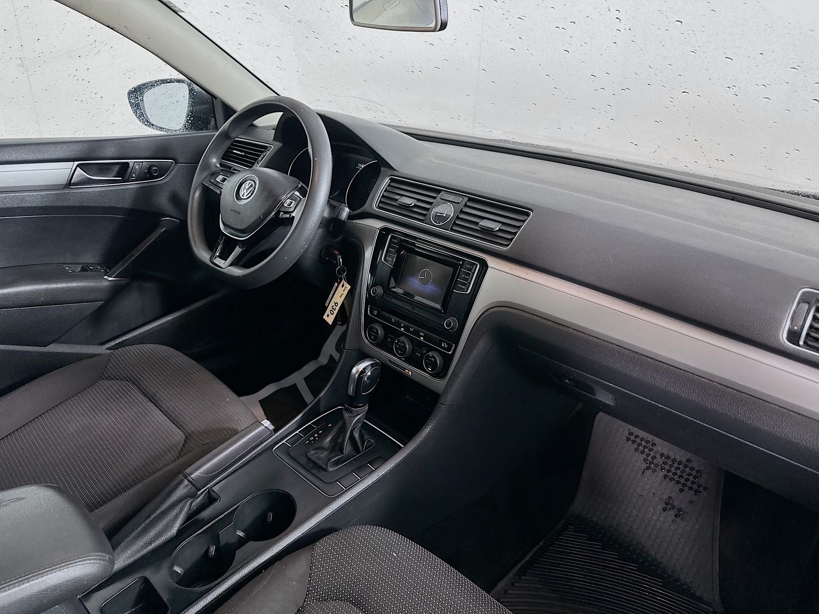 2017 Volkswagen Passat 1.8T S