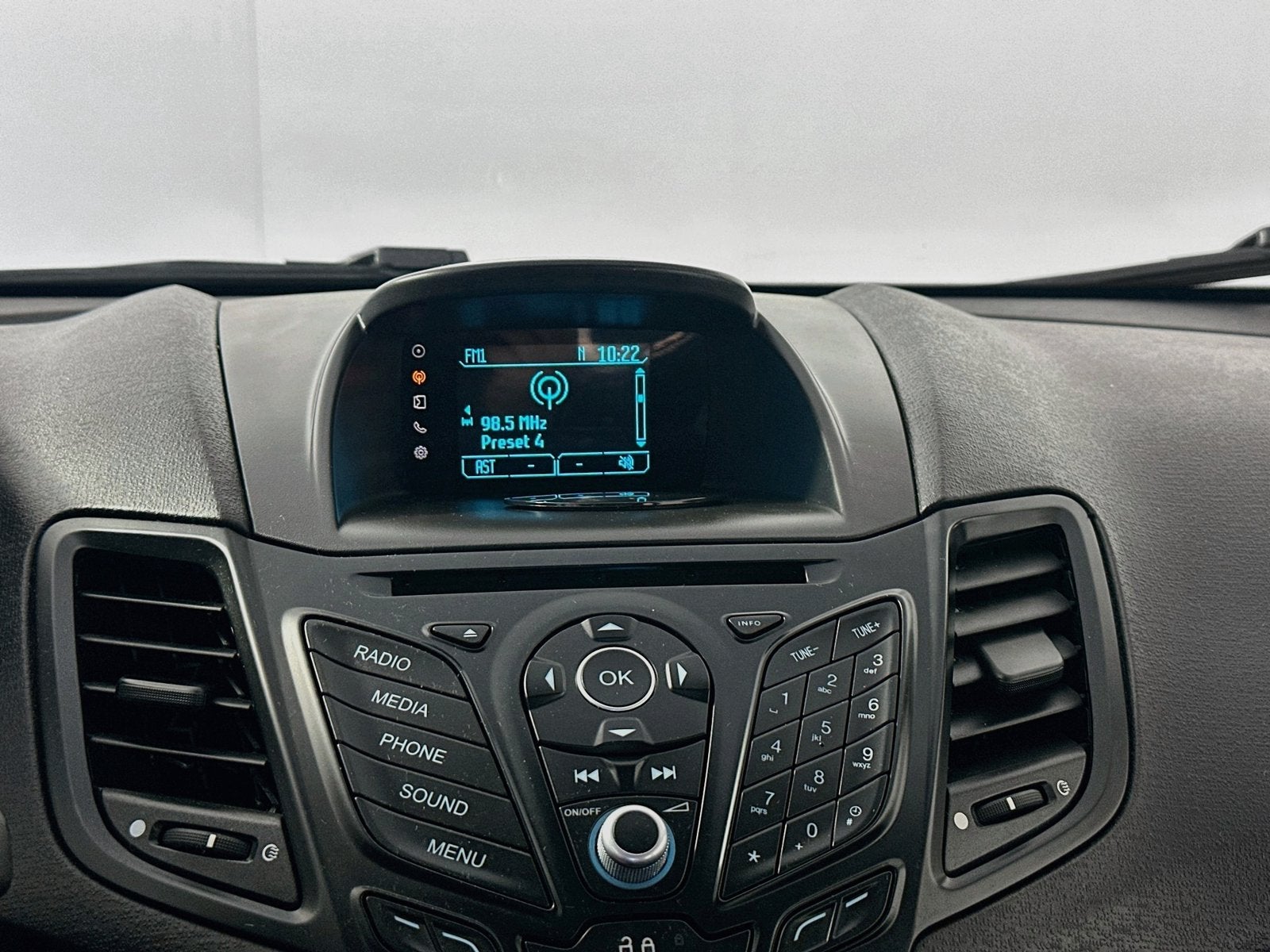 2016 Ford Fiesta SE