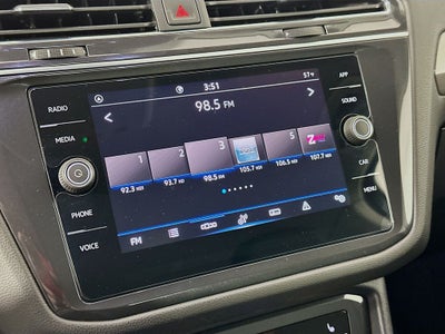 2023 Volkswagen Tiguan SE