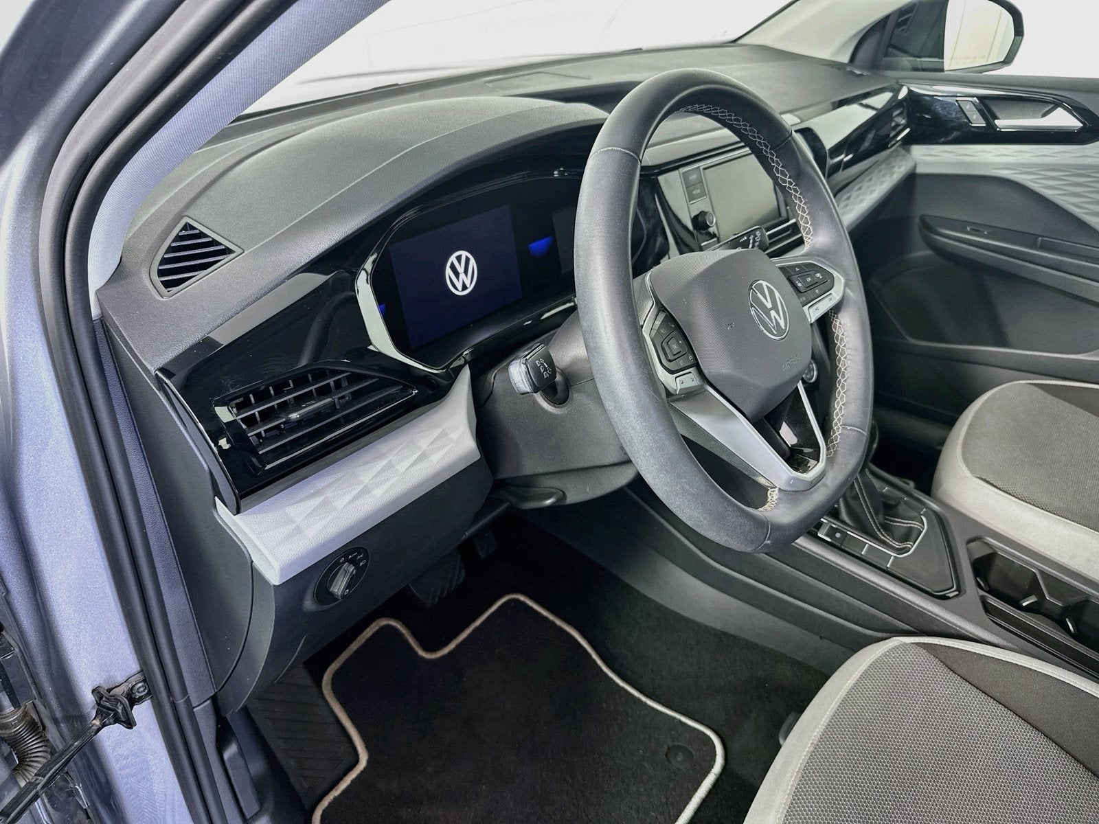 2023 Volkswagen Taos S