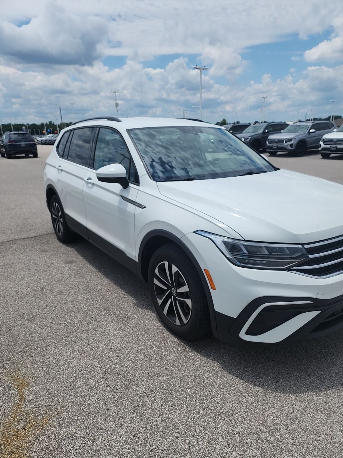 2023 Volkswagen Tiguan S