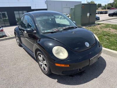 2006 Volkswagen New Beetle 2dr 2.5L PZEV Manual
