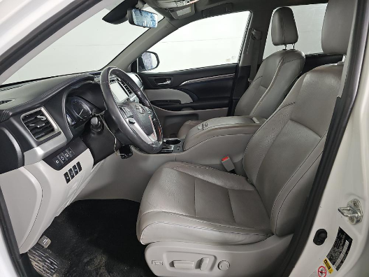 2019 Toyota Highlander Limited Platinum