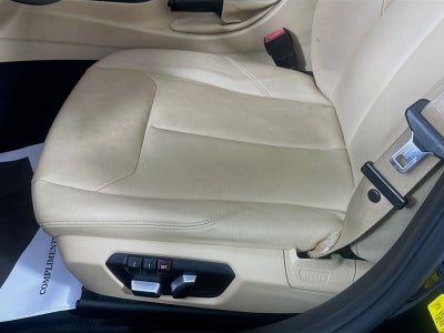 2018 BMW 3 Series 320i
