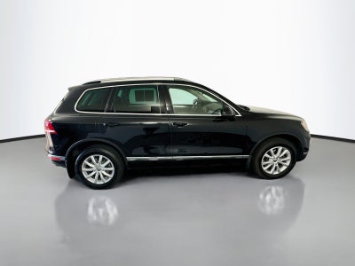 2016 Volkswagen Touareg Sport